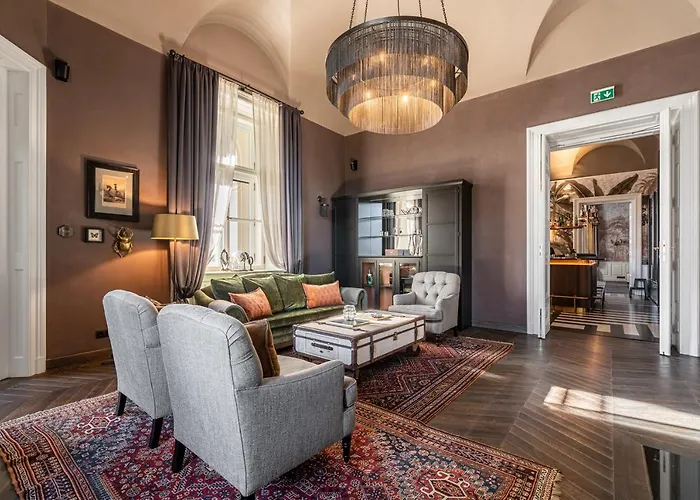 Botaniq Castle Of - Small Luxury Of The World Tura