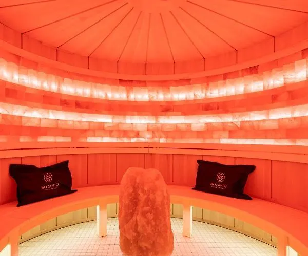 Hotel Botaniq Castle Of - Small Luxury Of The World 5*