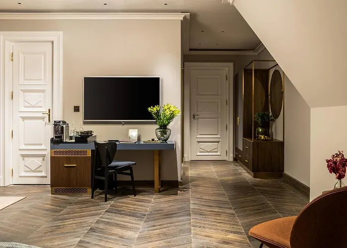 Botaniq Castle Of - Small Luxury Of The World Hotel 5*