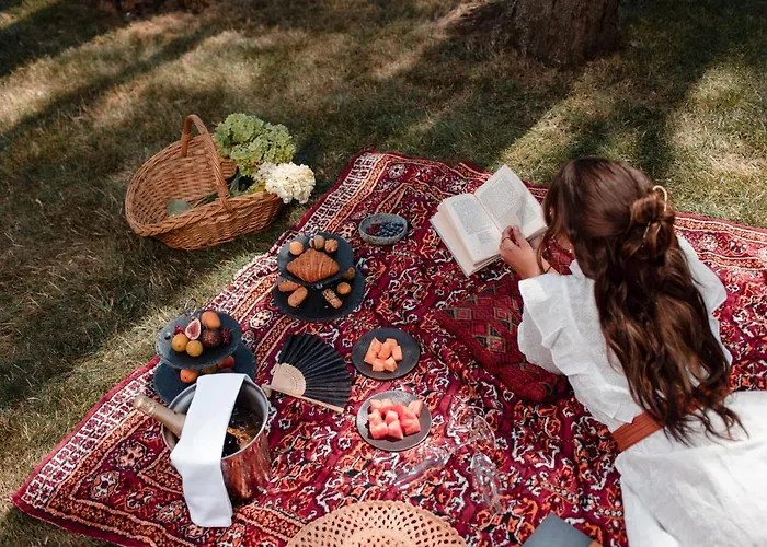 Hotel Botaniq Castle Of - Small Luxury Of The World Tura