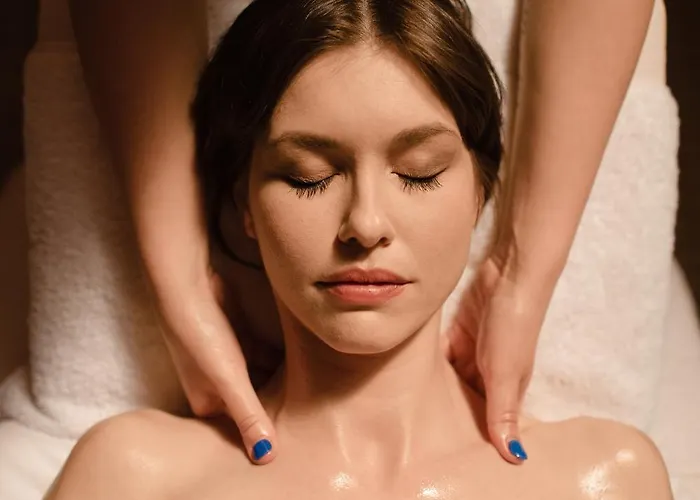 Botaniq Castle Of - Small Luxury Of The World 5* Tura