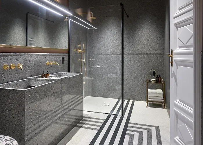 Botaniq Castle Of - Small Luxury Of The World